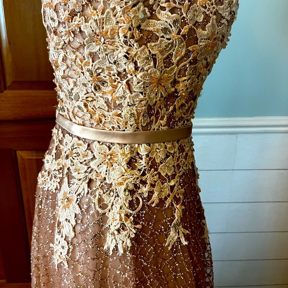 Stunning Andrea & Leo Couture Rose Gold  Sparkle, Embellished Prom Dress Sz 8 - Picture 6 of 15